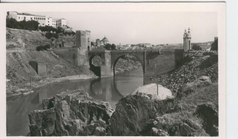 Postal B/N 0328 : Toledo: Puente de Alcantara y rio Tajo