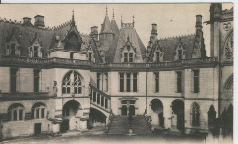 Postal castillos numero 100: Chateau de Pierrefonds