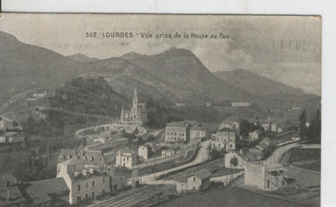 Postal B/N 0371 : Lourdes, vue prise de la route de Pau