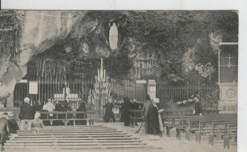 Postal B/N 0372 : Lourdes, La grotte Miraculeuse