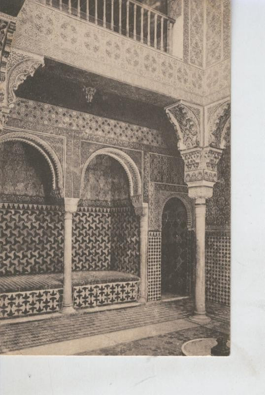 Postal B/N 0412 : Sala de reposo del baño, Alhambra de Granada