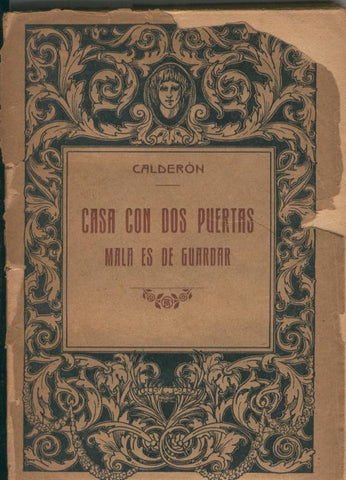 Casa con dos puertas