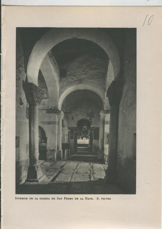 Arte Hispanico lamina numerada 010: Interior de la Iglesia de San Pedro de la Nave