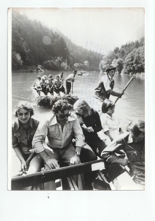 Foto Prensa numero 179: viaje turistas en el rio Dunajec en Polonia