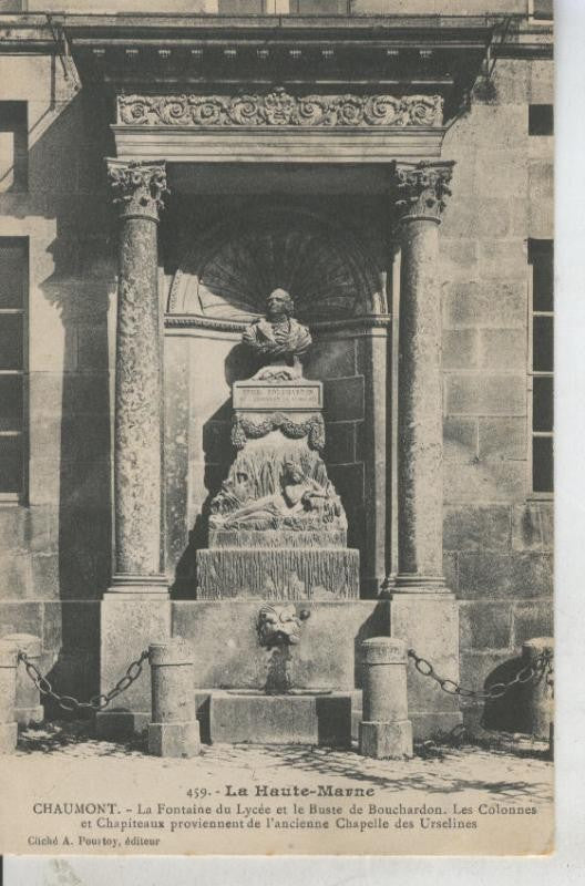 Postal 010841: Busto de Bouhardon en la fontaine du Lycee en Chaumont