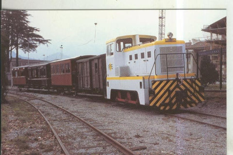Postal 011022: Tractor diesel hidraulico numero 1324, museo Azpeitia en 1996