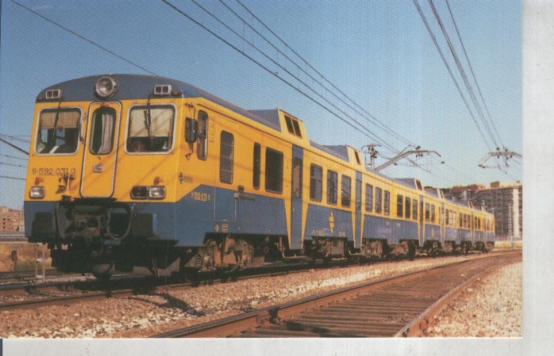Postal 011223: Automotores diesel serie 592-001/140 en  Zaragoza en 1988