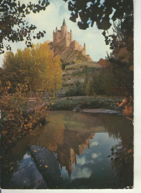 Postal 011571: Alcazar de Segovia reflejado en el rio
