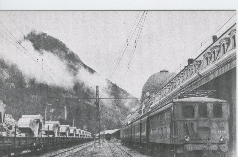 Postal 012156: Estacion de Canfranc, lado Frances, años 60
