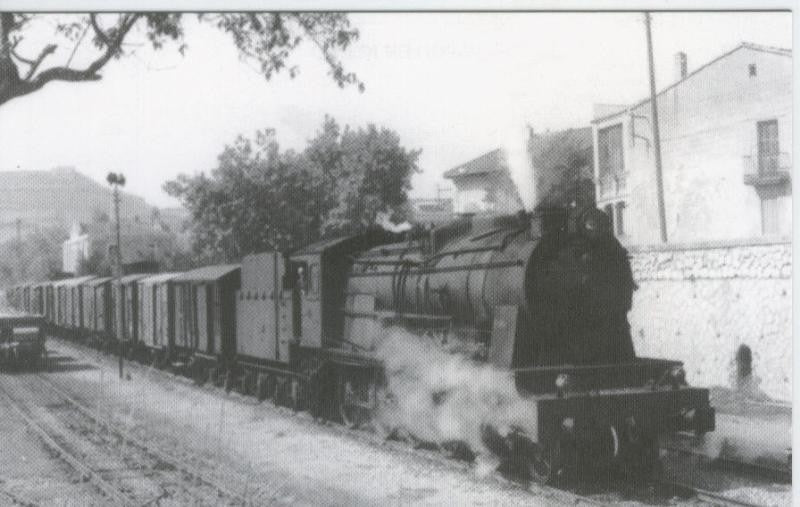Postal 012383: Locomotora Renfe tipo 240, linea Barcelona-Portbou, año 1950