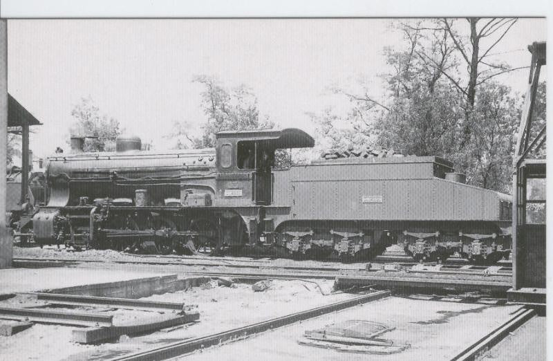 Postal 012524: Locomotora de vapor 040-2323 en Campo Sepulcro ( Zaragoza), años sesenta