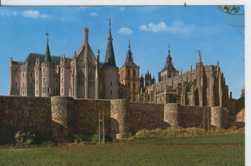 Postal 007254 : Astorga: Murallas, Catedral y Palacio