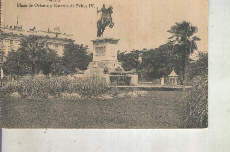 Postal 013000: Madrid, Plaza de Oriente y estatua de Felipe IV