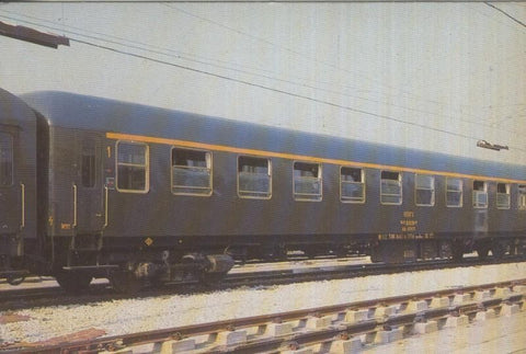 Postal 013037: Tren Renfe: Coches series 8-000