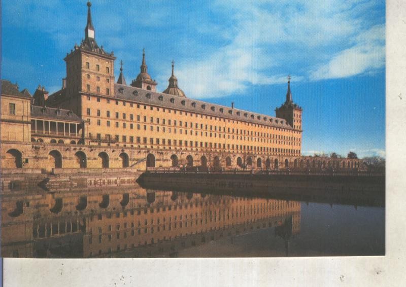 Postal 013069: Monasterio de El Escorial con el estanque de la huerta