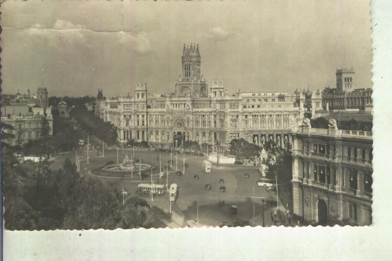 Postal 013304: Palacio de Comunicaciones en Madrid