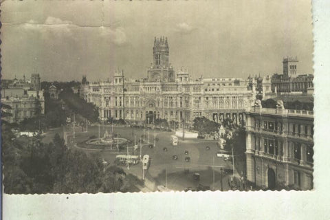 Postal 013304: Palacio de Comunicaciones en Madrid