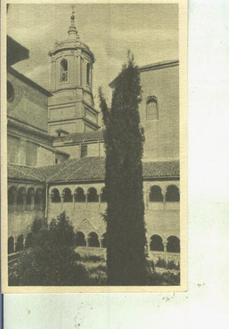 Postal 014011: Vista general del Claustro y torre de la iglesia en  