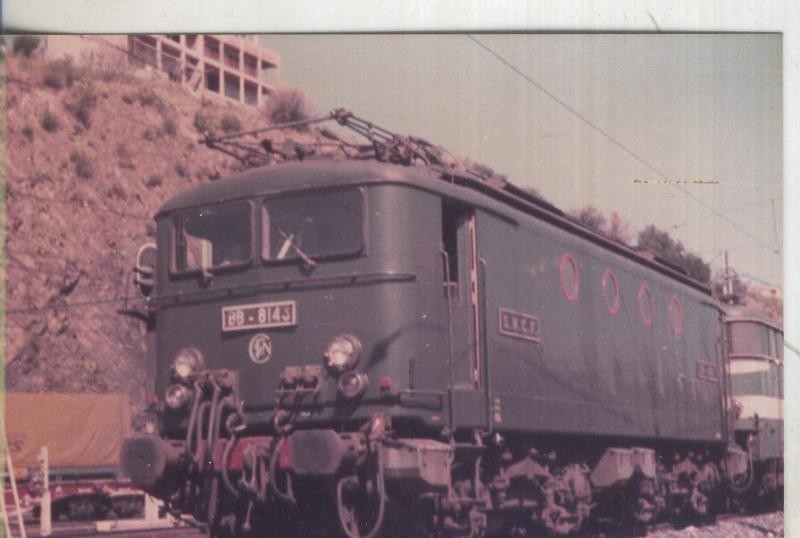 Postal 014203: Fotografia Locomotora en Estacion ferrocarril de ? 