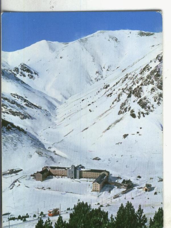 Postal 004073 : Nuria: Vista del santuario y al fondo collado de Finastrelles