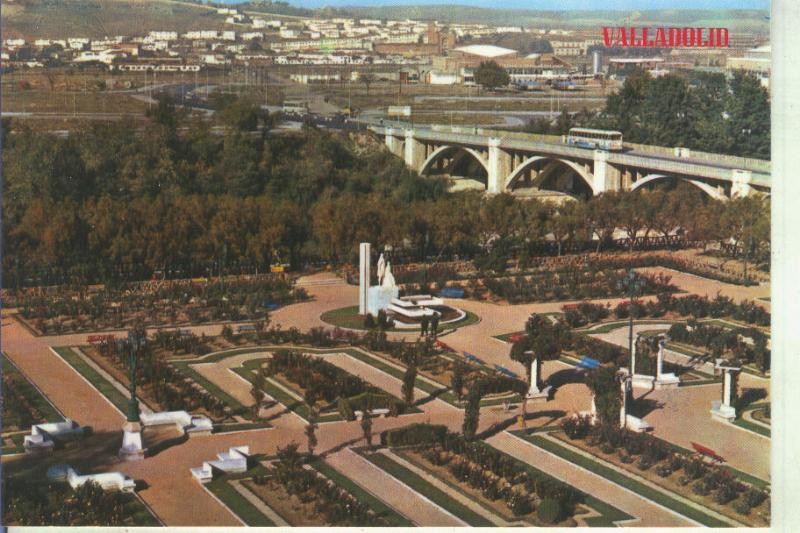 Postal 014275: Rosaleda y monumento a los reyes catolicos en Valladolid