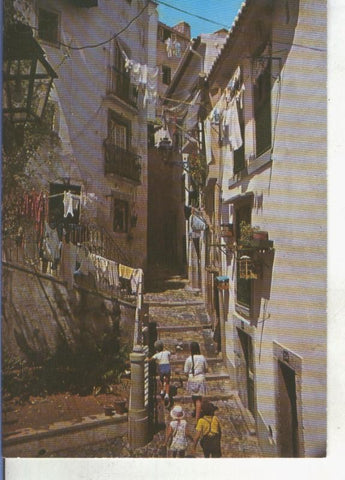 Postal 014332: Calle tipica de Alfama, Lisboa, Portugal