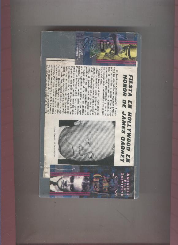 Video VHS: 100 años de Charlot (reportajes TV) y Premio de Belleza (Louise Brooks)