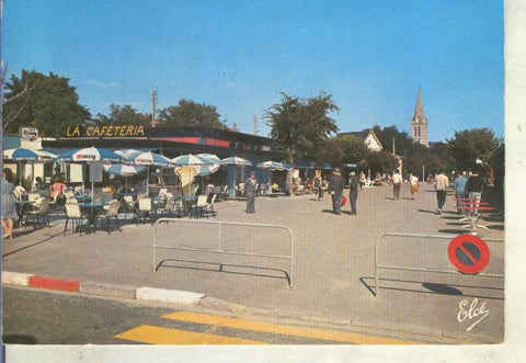 Postal 014745: Plaza y Galerias de Fouras, Francia