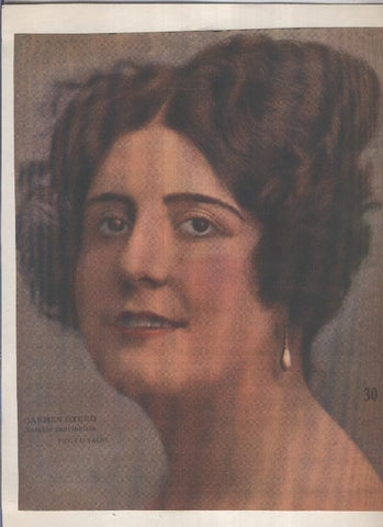 Lamina 11: Carmen Otero, notable cancionista, foto de Calvache