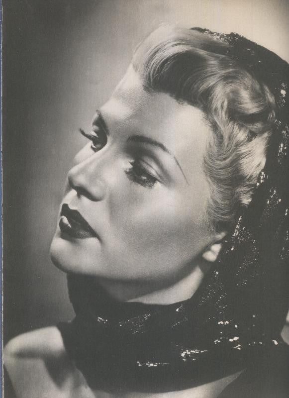 Lamina 17: Rita Hayworth
