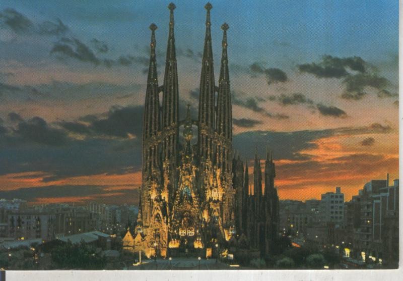 Postal 015913: Vista nocturna de la Sagrada Familia en Barcelona