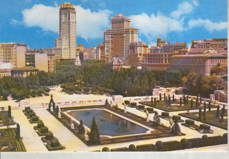 Postal 015929: Jardines de Sabatini en Madrid
