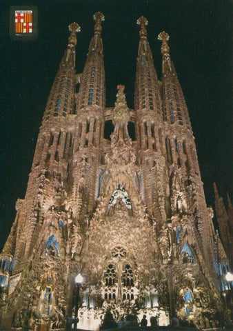 Postal 016130: Vista nocturna del Templo de la Sagrada Familia en Barcelona