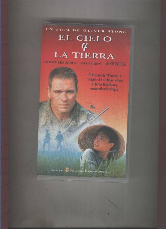 Video VHS: El cielo y la tierra con Tommy Lee Jones