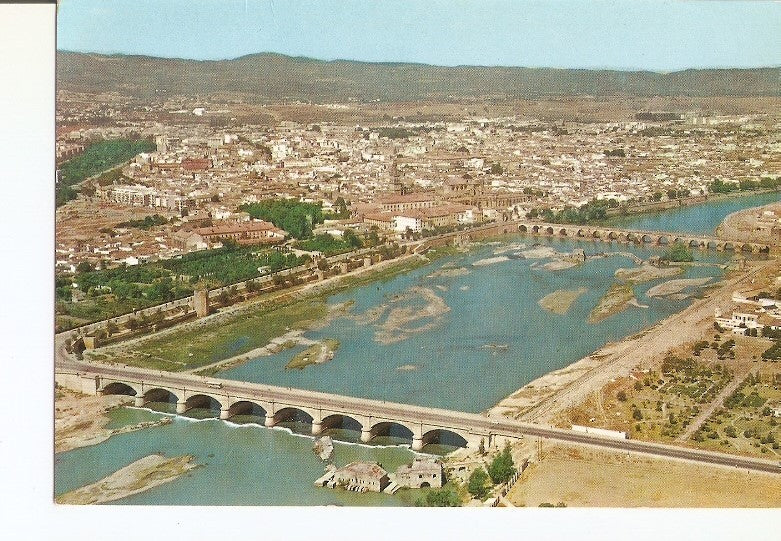 Postal 020768 : Vista aerea Cordoba