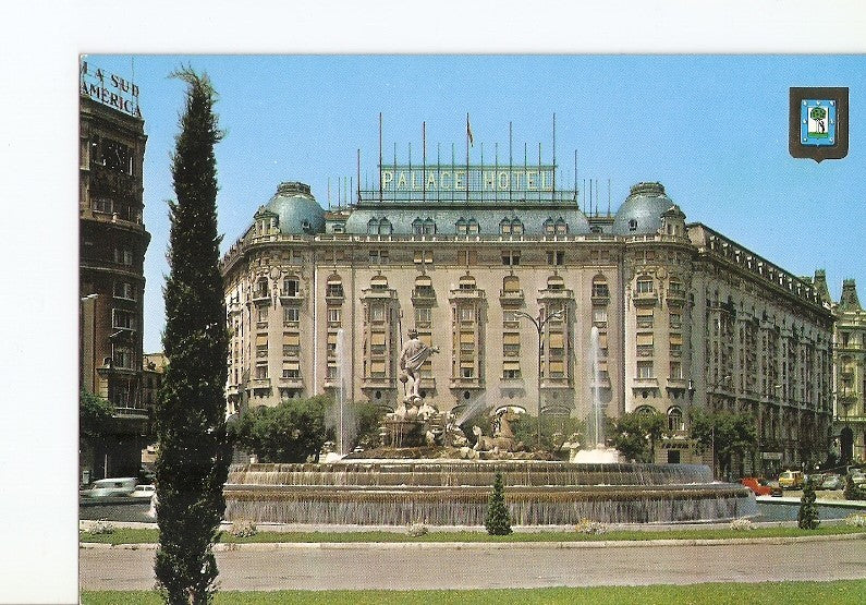 Postal 020900 : Fuente de Neptuno y hotel Palace