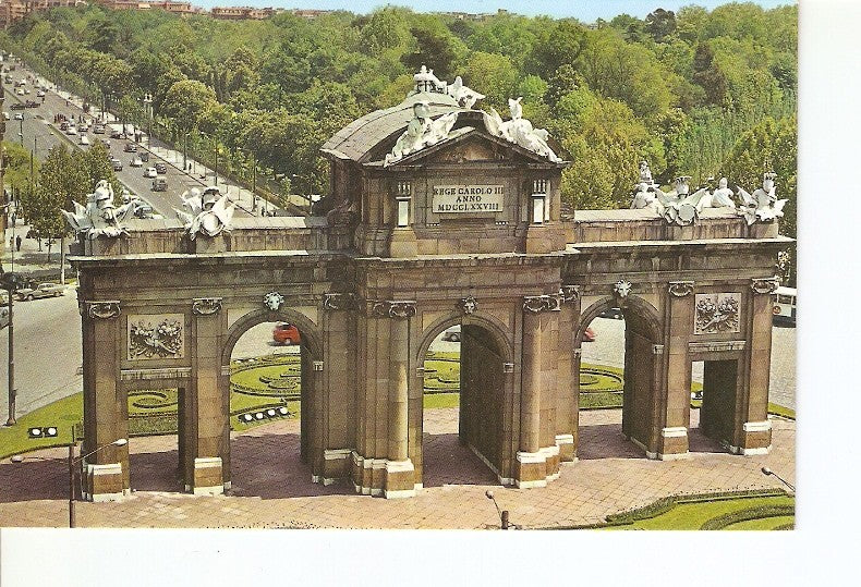 Postal 020907 : Puerta de Alcala - Madrid