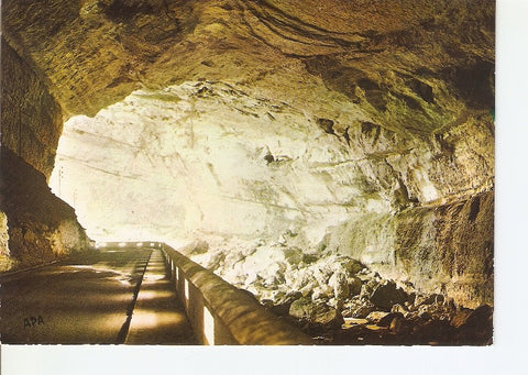 Postal 020972 : Sortie de la Grotte et du Tunne, Le Mas Dazil (Ariege)