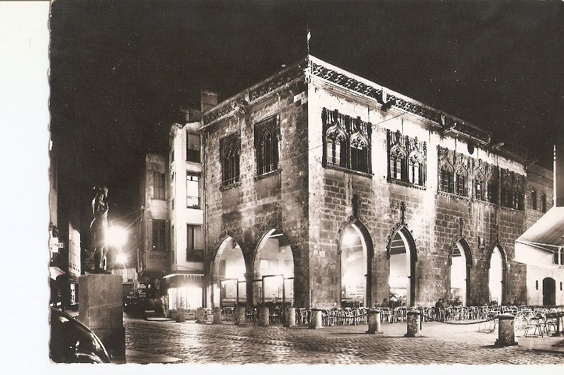 Postal 021111 : La Loge la nuit - Perpignan