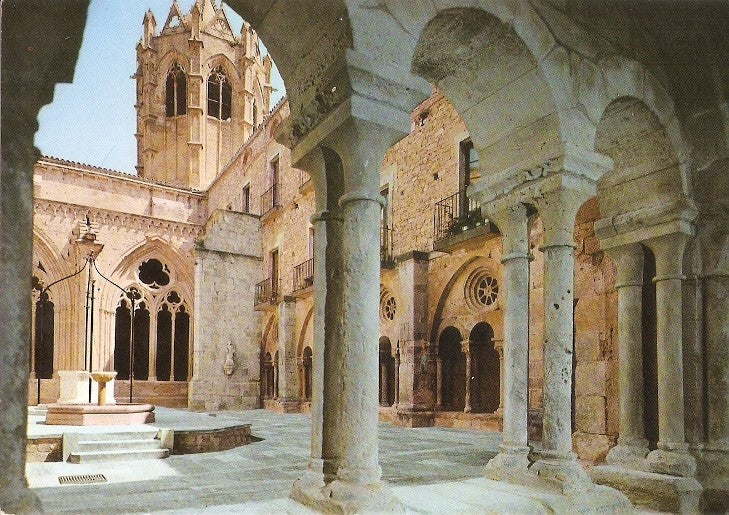 Postal 021114 : Monasterio de Santa Maria Vallbona