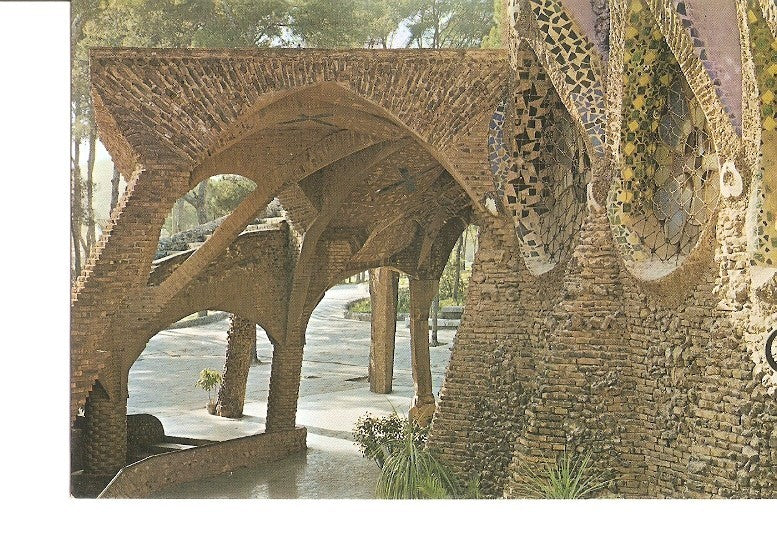 Postal 021397 : Iglesia de la Colonia Güell