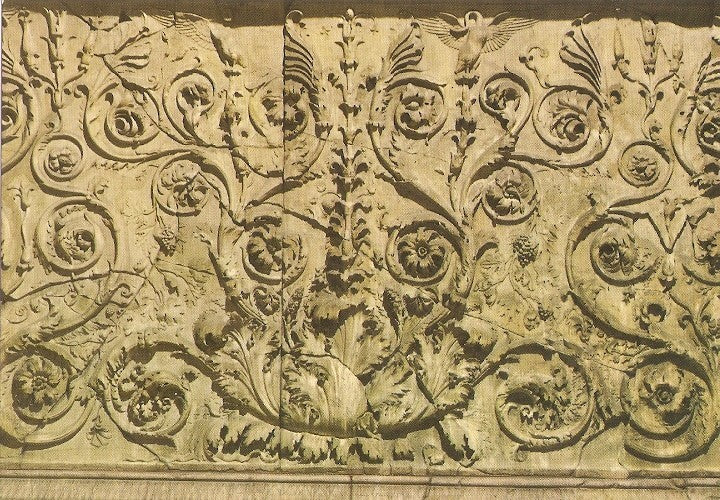 Postal 021506 : Bas-relief with flowers decoration