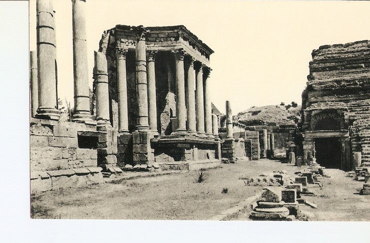Postal 021559 : Teatro romano - Escena y Cavea
