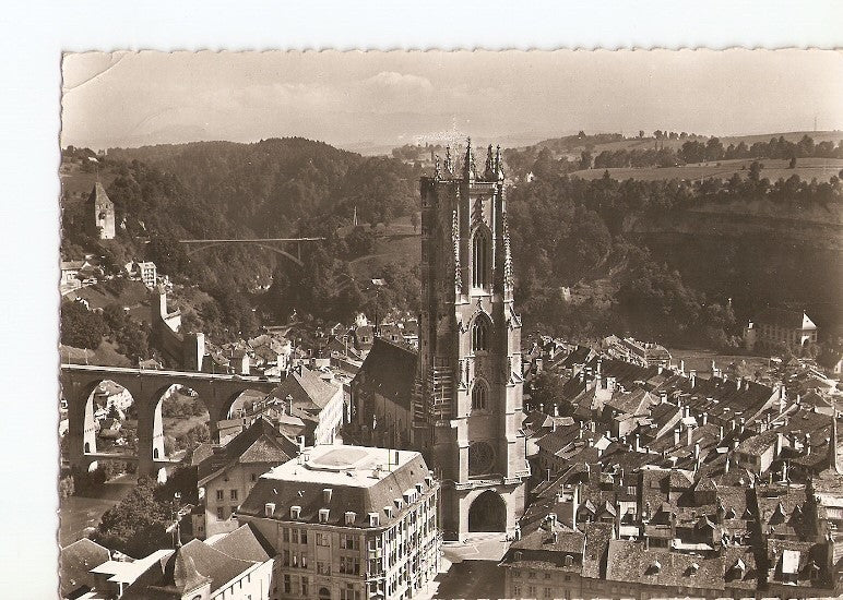 Postal 021569 : En avion au-dessus Fribourg