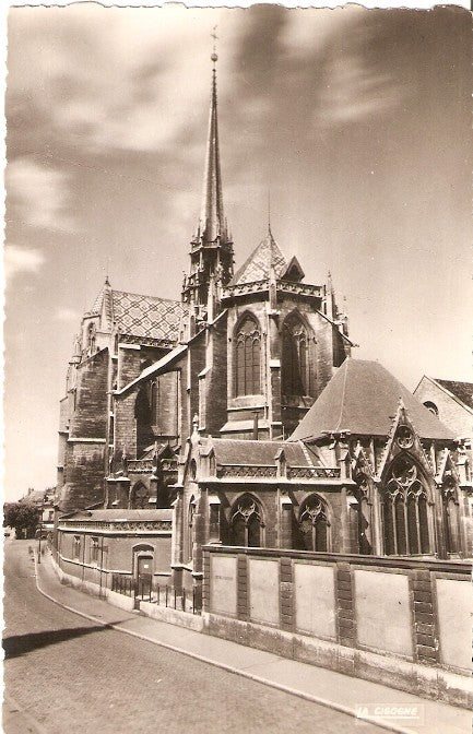 Postal 021841 : Cathedrale Saint Benigne (labside). Dijon