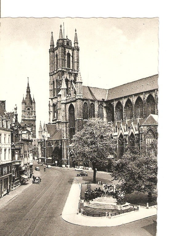 Postal 022108 : Cathedrale St-Bavon et Beffroi, gent