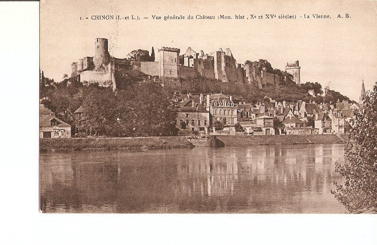 Postal 022193 : Vue generale du Château - La Vienne