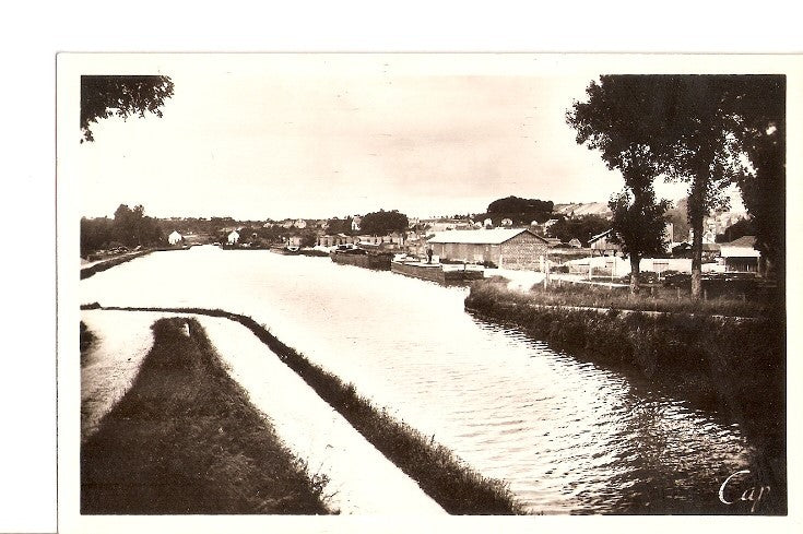 Postal 022357 : Saint-Florentin - Le Port