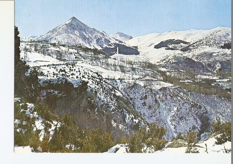 Postal 022747 : Valle de Benasque-Pirineo Aragones, Pista de Cerler y Picos Cerler y Gallinero
