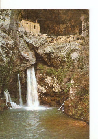 Postal 022912 : Gruta de la Virgen y cascada, Covadonga
